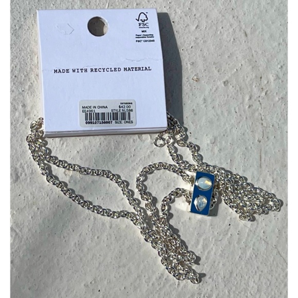 Madewell Stone Collection White
Opal Double Chain
Necklace - Picture 3 of 6